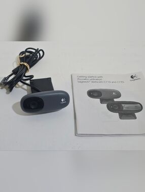 Logitech Webcam (C110 V-U0024) USB 2.0 Fold Up Clip-On Webcam